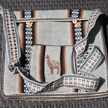 Peruanische Handwerkskunst, Tasche aus Lamahaar