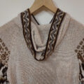 Leichter Poncho-Pullover aus den Anden Südamerikas. Ein modischer Mix aus Poncho und Pullover