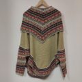 Poncho (Umhang, Überwurf) Alpaka mit Rollkragen und Ärmeln. Eine einzigartig modische wie funktionale Serie von Ponchos für die Damenwelt.